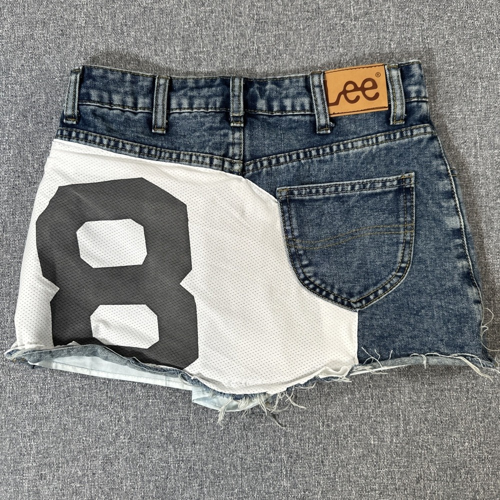Lee Planet Missy Denim Mini Skirt Women's Medium Blue Raw Hem Number 8 Graphic